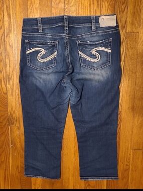 32x22 Silver Suki Jean Capris